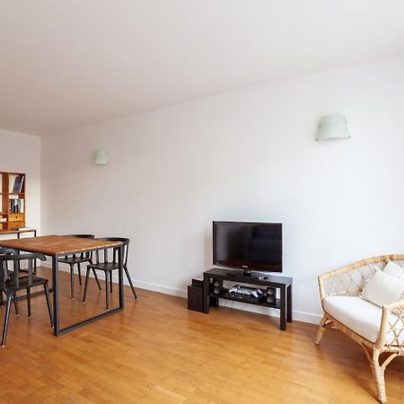 Апартаменти Spacious 1Br | Near City Center & Baby-Friendly! Ліон Екстер'єр фото